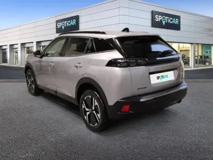 Photo 29 Peugeot 2008  PureTech 100 S&S BVM6 Allure