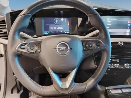 Photo 11 Opel Mokka  Electrique 136 ch & Batterie 50 kWh Elegance