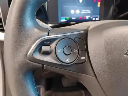 Photo 18 Opel Mokka  Electrique 136 ch & Batterie 50 kWh Elegance