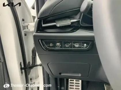 Photo 16 Kia Niro  1.6 GDi 129 ch HEV DCT6 Premium