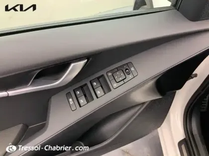 Photo 19 Kia Niro  1.6 GDi 129 ch HEV DCT6 Premium