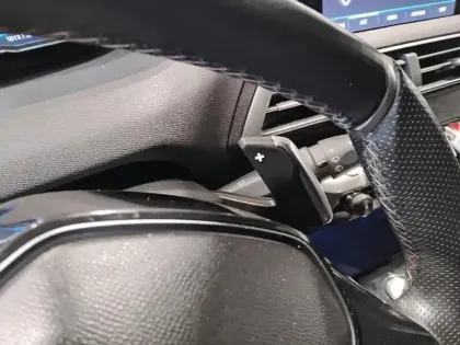 Photo 17 Peugeot 3008  1.6 BlueHDi 120ch S&S EAT6 GT Line