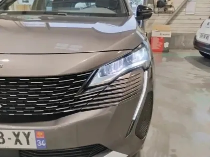 Photo 13 Peugeot 5008  Hybrid 136 e-DCS6 Allure Pack