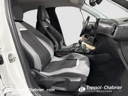 Photo 8 Opel Mokka  1.2 Turbo 100 ch BVM6 Elegance Business