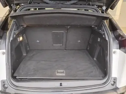 Photo 7 Peugeot 3008  Hybrid 225 e-EAT8 GT Pack