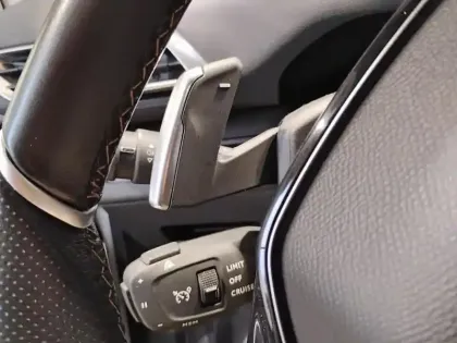 Photo 16 Peugeot 3008  Hybrid 225 e-EAT8 GT Pack