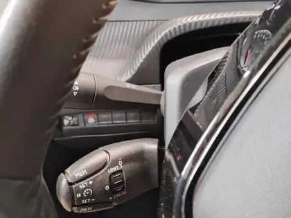 Photo 16 Peugeot 208  PureTech 75 S&S BVM5 Active Pack