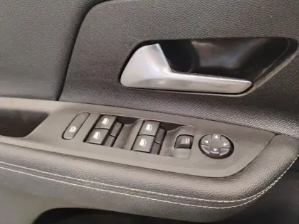 Photo 19 Opel Mokka  Electrique 136 ch & Batterie 50 kWh GS