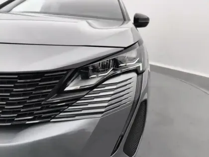 Photo 13 Peugeot 5008  PureTech 130ch S&S EAT8 Allure Pack