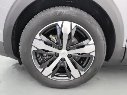 Photo 14 Peugeot 5008  PureTech 130ch S&S EAT8 Allure Pack