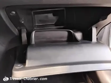 Photo 15 Peugeot 208  PureTech 75 S&S BVM5 Like