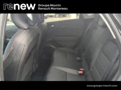 Photo 10 Renault Captur  1.6 E-Tech hybride Initiale Paris -21
