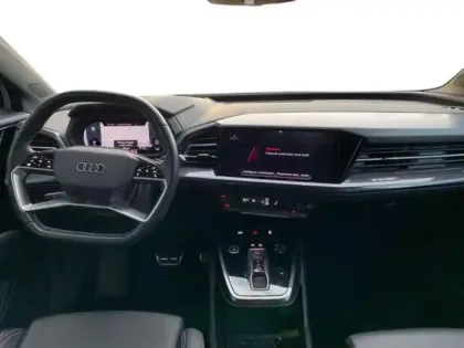 Photo 5 Audi Q4 E-tron  50 e-tron 299ch quattro S line