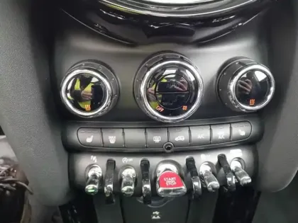 Photo 14 Mini Mini  Cooper 136ch Edition Premium Plus BVA7