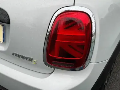 Photo 5 Mini Mini  Cooper SE 184ch Edition Premium BVA 5CV