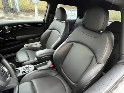 Photo 8 Mini Mini  Cooper SE 184ch Edition Premium BVA 5CV