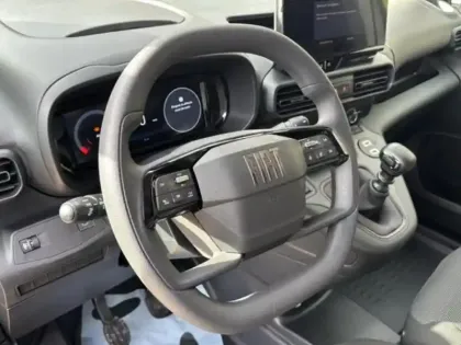 Photo 14 Fiat Doblo Gén. III Ph2 Pack Premium Connect 4