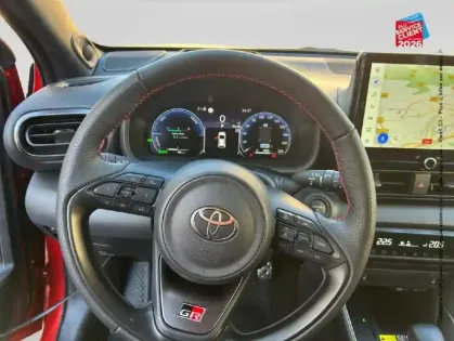 Photo 11 Toyota Yaris  130h GR Sport 5p MY25