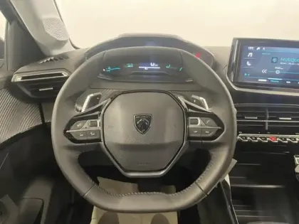 Photo 9 Peugeot 208  1.2 Hybrid 110ch Allure e-DCS6