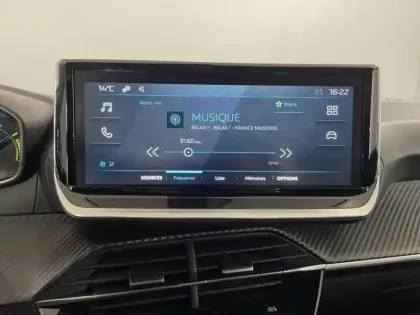 Photo 13 Peugeot 208  1.2 Hybrid 110ch Allure e-DCS6