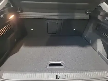 Photo 5 Citroën C4  1.2 Hybride 145ch S&S MAX Automatique