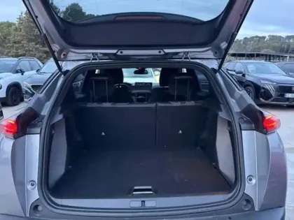 Photo 5 Peugeot 2008  1.2 Hybrid 136ch GT e-DCS6