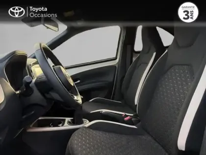 Photo 10 Toyota Aygo  X 1.0 VVT-i 72ch Design