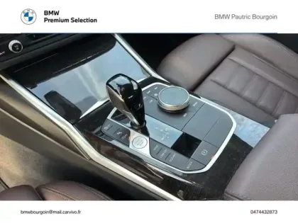 Photo 10 BMW Serie 3 Série 3 320iA 184ch Luxury