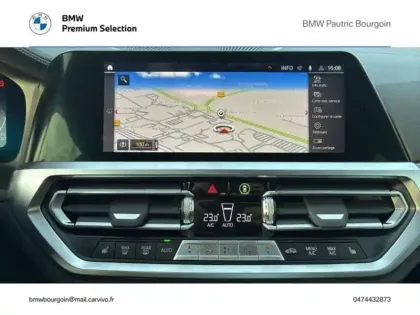 Photo 12 BMW Serie 3 Série 3 320iA 184ch Luxury