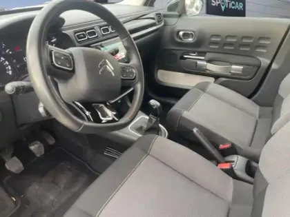 Photo 8 Citroën C3  1.2 PureTech 83ch S&S Shine