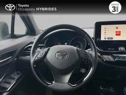 Photo 12 Toyota C-HR  1.8 Hybride 122ch Design Ultimate E-CVT