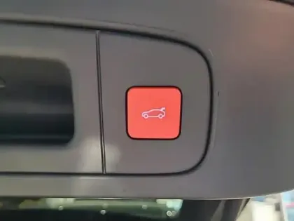 Photo 11 Citroën C5  X 1.6 Hybride rechargeable 225ch HYPNOS boite automatique