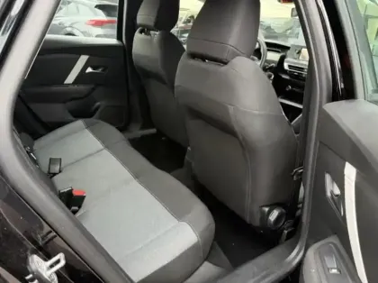 Photo 7 Citroën C4  BlueHDi 110ch S&S Live