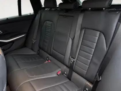 Photo 12 BMW Serie 3 Série 3 Touring 330eA xDrive 292ch M Sport