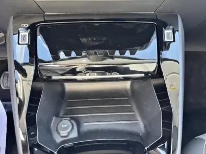 Photo 13 Peugeot 208  1.2 Hybrid 100ch Allure e-DCS6