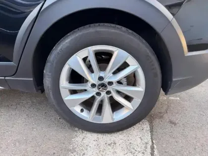 Photo 10 Volkswagen Taigo  1.0 TSI 116ch VW Edition