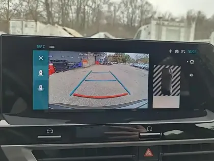 Photo 12 Citroën C4  1.2 PureTech 130ch S&S PLUS Automatique