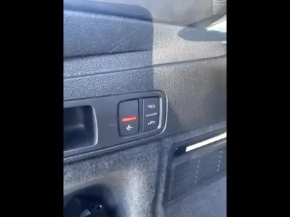 Photo 10 Audi Q5  Sportback 55 TFSI e 367ch S line quattro S tronic 7