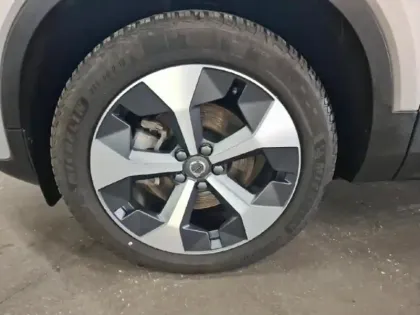 Photo 8 Volvo Xc40  B3 163ch Ultra DCT 7