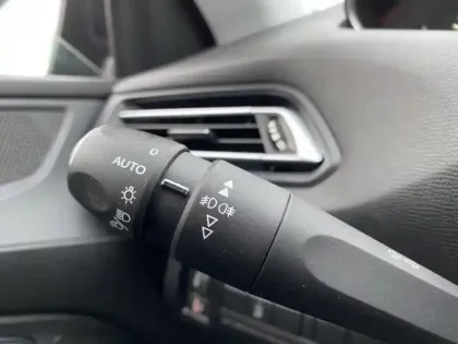 Photo 12 Peugeot 308  1.2 PureTech 110ch E6.c S&S Style