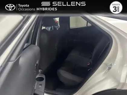 Photo 11 Toyota C-HR  1.8 Hybride 140ch Design MY25