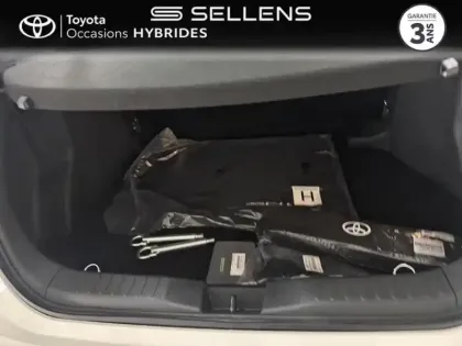 Photo 9 Toyota C-HR  1.8 Hybride 140ch Design MY25