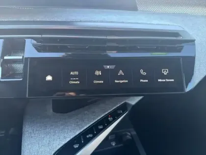 Photo 11 Peugeot 3008  1.2 Hybrid 136ch GT e-DCS6