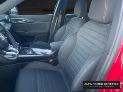 Photo 9 Alfa Romeo Tonale  1.3 PHEV 280ch Sprint AT6 e-Q4