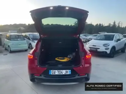 Photo 6 Alfa Romeo Tonale  1.3 PHEV 280ch Sprint AT6 e-Q4