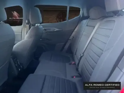 Photo 10 Alfa Romeo Tonale  1.3 PHEV 280ch Sprint AT6 e-Q4