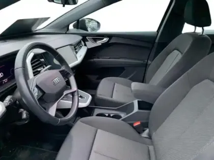 Photo 6 Audi Q4 E-tron  45 e-tron 285ch Design