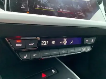 Photo 14 Audi Q4 E-tron  45 e-tron 285ch Design