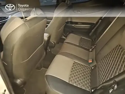 Photo 11 Toyota C-HR  184h Distinctive 2WD E-CVT MC19