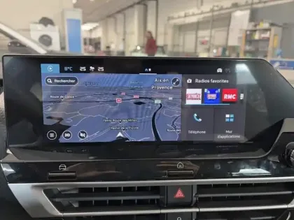 Photo 9 Citroën C4  1.2 Hybride 145ch S&S MAX Automatique